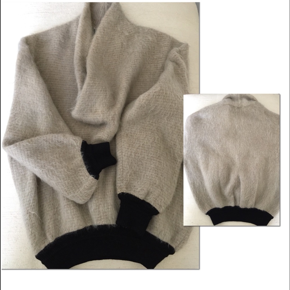 Gianfranco Ferre Sweater